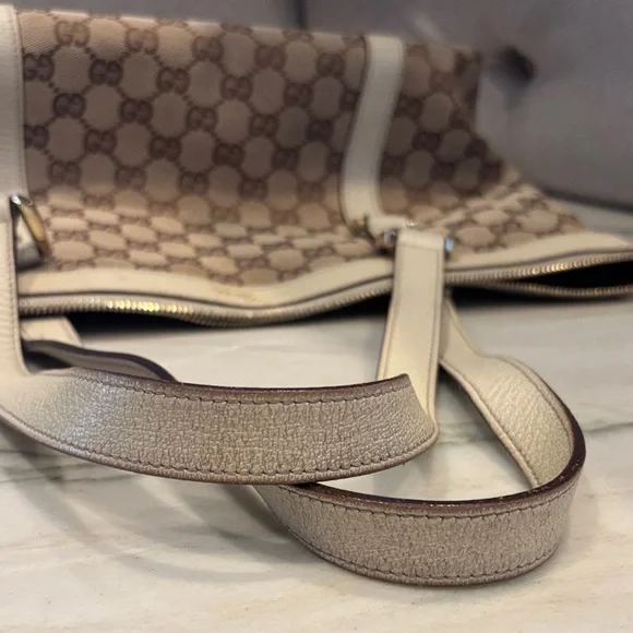 AUTHENTIC Gucci Signature Brown and Cream Tote - Picture 14 of 16